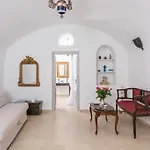 Athinais Mansion