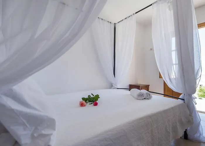 Athinais Mansion Villa Megalochori (Santorini)