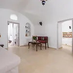 Athinais Mansion *