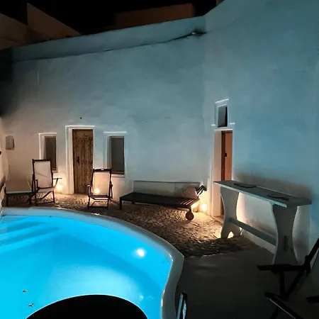 Athinais Mansion *