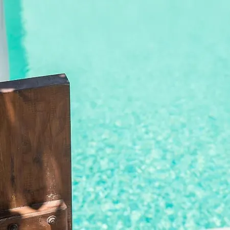 Athinais Mansion Villa *