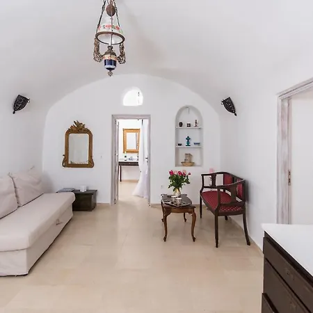 Athinais Mansion Megalochori (Santorini)