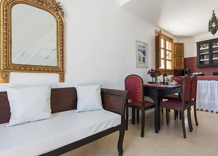 فيلة Athinais Mansion